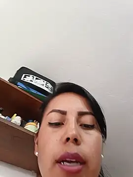 _andrea30's Live XXX Chat