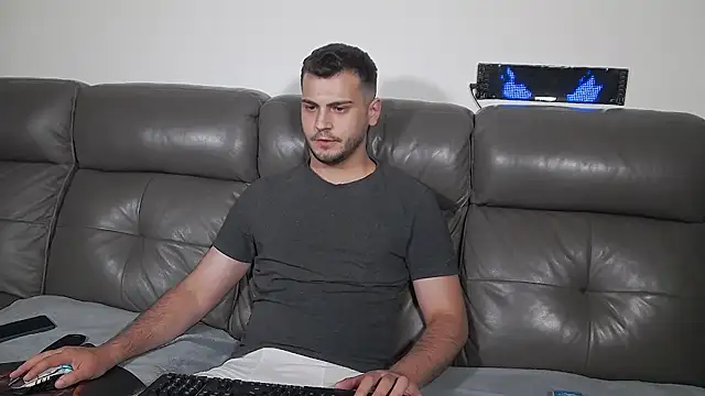 CrazyDom1 Live XXX-Chat