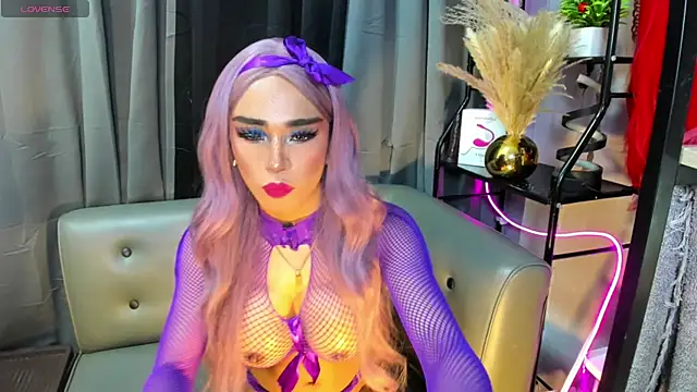 Chat XXX en directo de 11InchsSexyEllaine_xx
