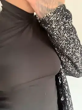 alicetgirlbrn Webbikameraesitys