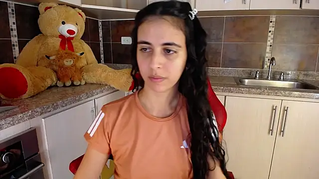 Chatroom XXX en direct de anna_alvarez