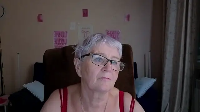Sandra_Snowflake Chat XXX in diretta