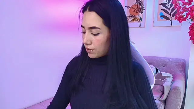 Rainy_doll's Live XXX Chat