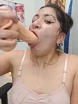 shinobu_kocho_11 Adlı Modelin Canlı XXX Sohbeti