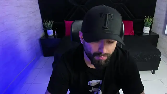 Chat +18 de jhon_bear03 ao vivo