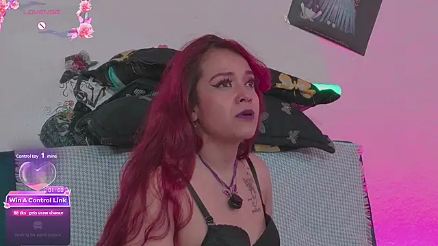 keila_j Adlı Modelin Canlı XXX Sohbeti