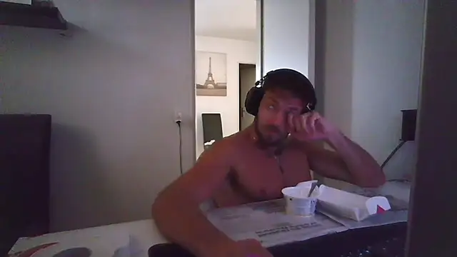 alpha-hunk XXX чат на живо