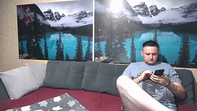 BiManKleo Chat XXX in diretta