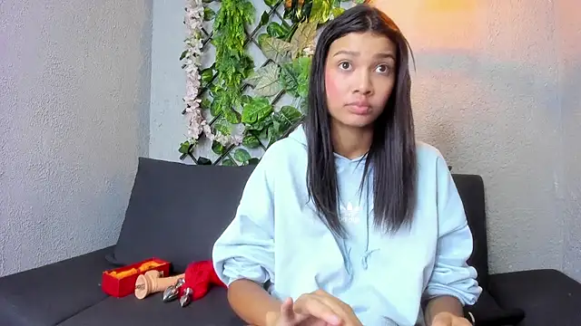 XXX chat uživo modela Zoe_Blake1