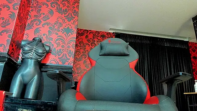 Chat XXX en directo de Miss_KathyFox