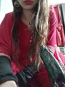 Noor_Darliing Adlı Modelin Canlı XXX Sohbeti