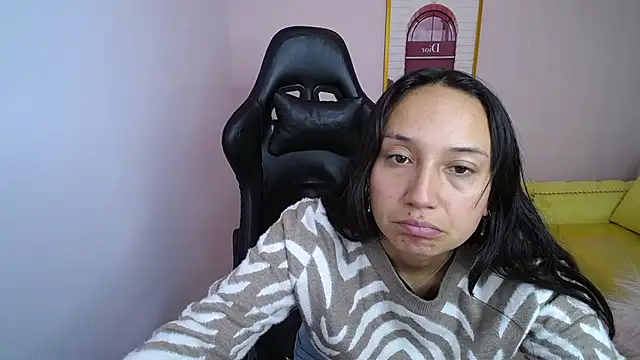 BloomyRose_ch's Live XXX Chat