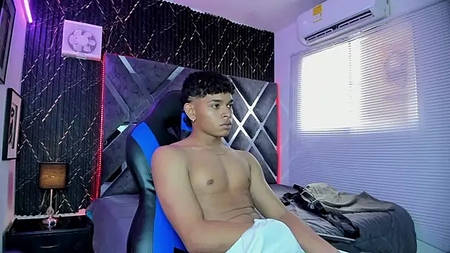 Chat XXX en directo de nova_mitchell7