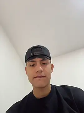 Lander_Cruz Adlı Modelin Web Kamerası Şovu