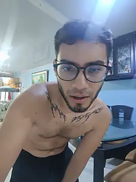 im_polo_xxx's Live XXX Chat