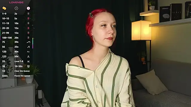 FreedaWidmer – Live XXX-chat