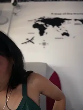 Sasha-firee Adlı Modelin Canlı XXX Sohbeti