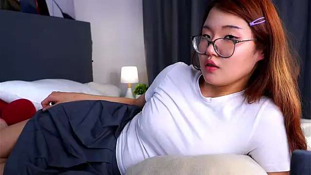 NelleMihalko's Live XXX Chat