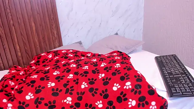 LilyNoir_ 现场XXX聊天