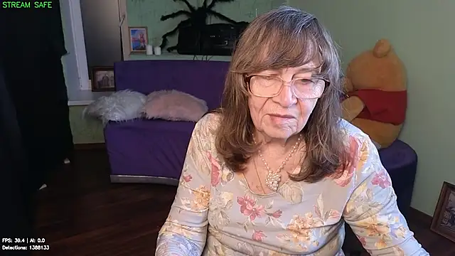 Betty_Brick's Live XXX Chat