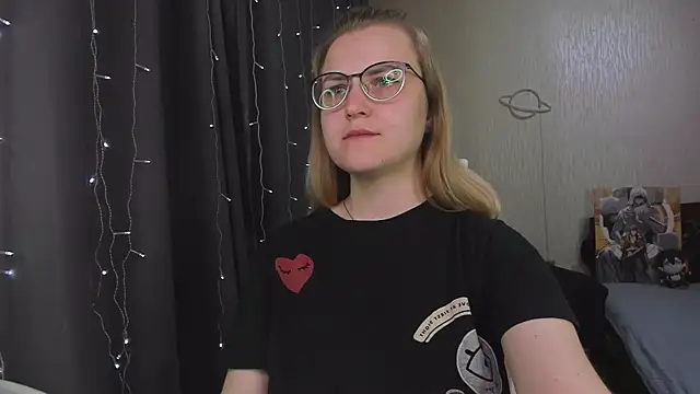 Chat +18 de MissBrightShine ao vivo