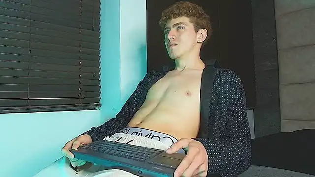 Tyler_Mcrey's Live XXX Chat