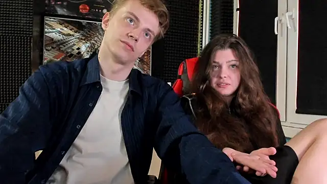 enker Chat XXX in diretta