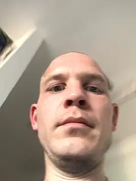Spielzeugtwink's Live XXX Chat