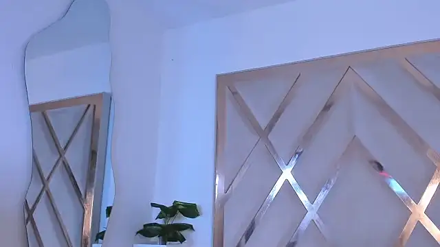 angelkyraasm Chat XXX in diretta