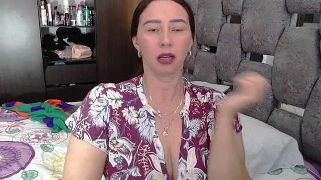 Chat XXX ao vivo de sara_hott_1