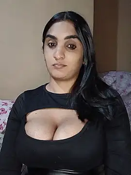 Eroticindian07's Live XXX Chat
