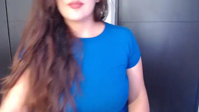 AdharaLujan Adlı Modelin Web Kamerası Şovu
