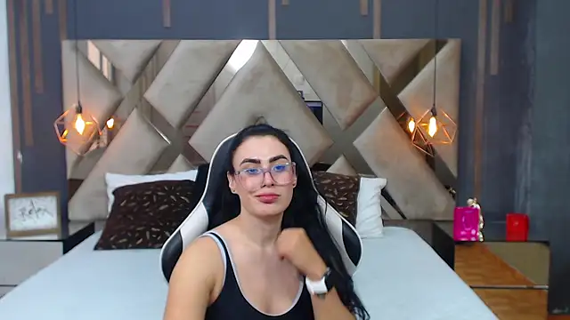 MartinaaFit's Live XXX Chat