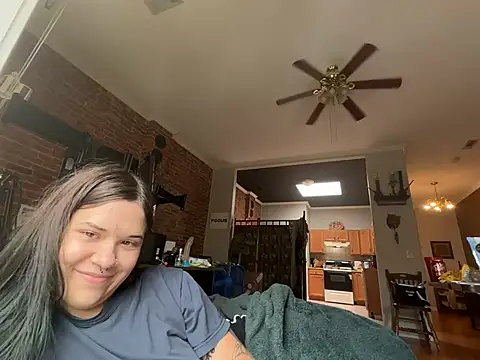 Jynx420friendly's Webcam Show