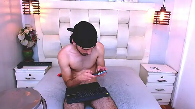 Show modela Lucas_Knight na web-kameri