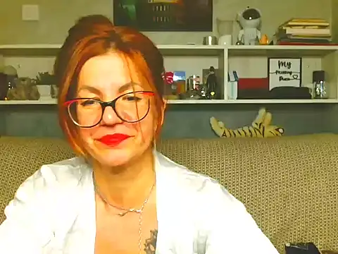 Natali3855 Adlı Modelin Canlı XXX Sohbeti