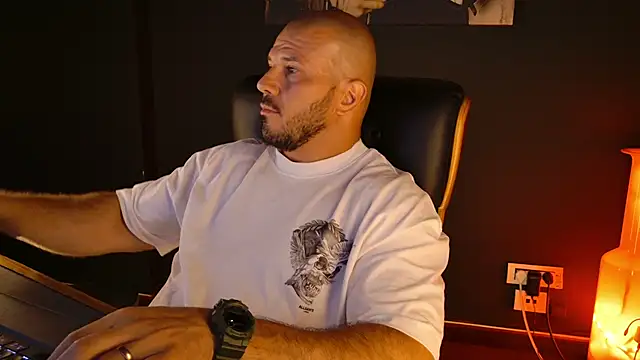 AngeloEric Live XXX Chat
