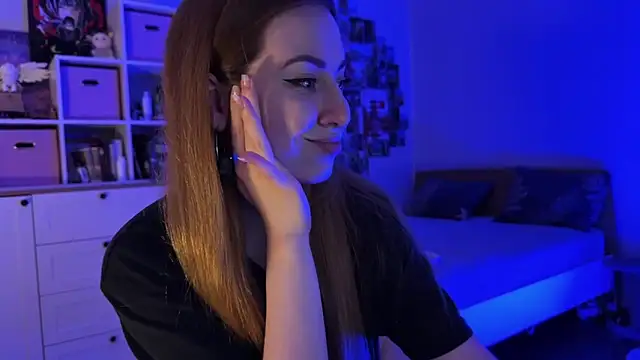LinaWitch Chat XXX live