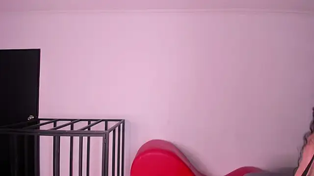 Chatroom XXX en direct de AmberiniHoffman