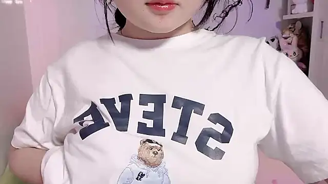 MiniSize_vn Adlı Modelin Canlı XXX Sohbeti