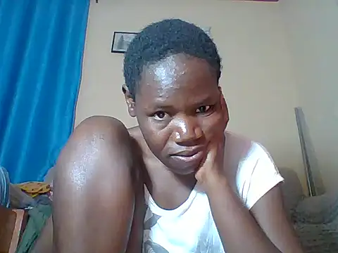 Blacksexyqueen24's Live XXX Chat