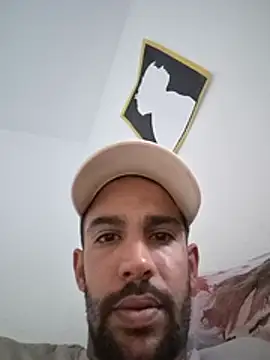 ratnagopq Show in webcam
