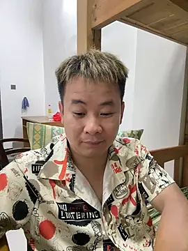 Mackie-1 Show Webcam