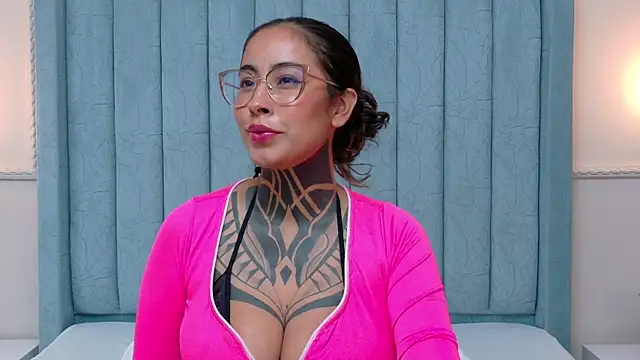 NicoleBlumのライブXXXチャット
