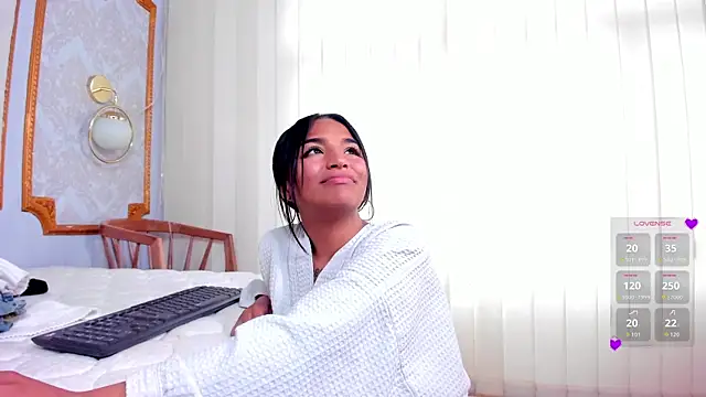 Chatroom XXX en direct de Manelyk_evanss_