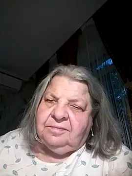 MartaMia68's Live Chat Room