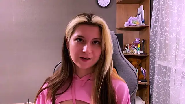 SherikaAzzarella's Live XXX Chat