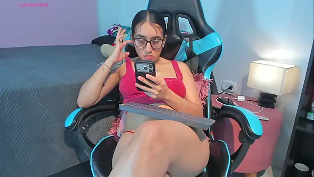 _maria_foxx_'s Live XXX Chat