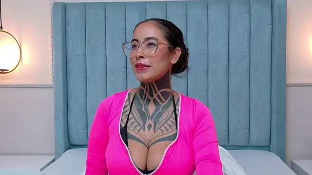 NicoleBlum's Live XXX Chat