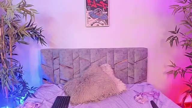 Alice_Vixen élő XXX-chatje